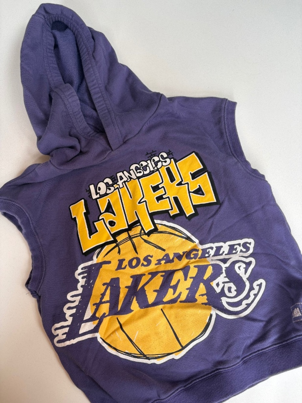NBA Los Angeles Lakers sleeveless sweatshirt